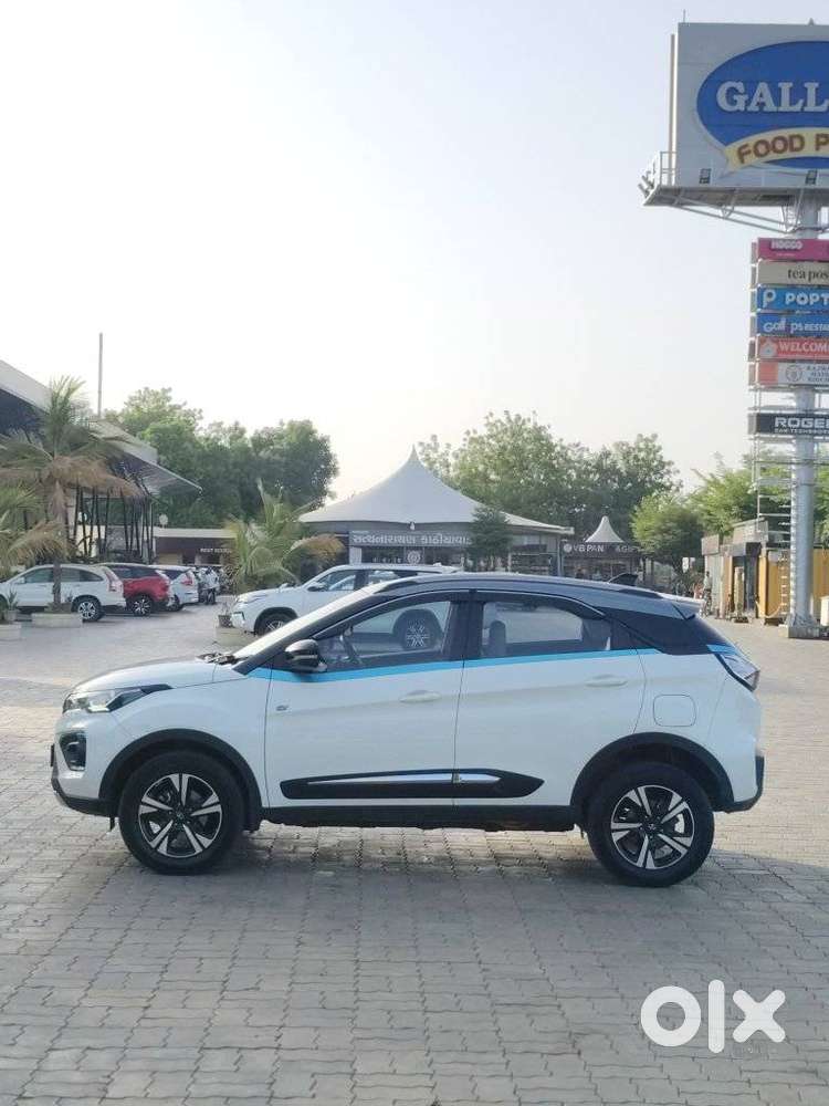 Tata Nexon Ev Xz Plus, 2022, Electric