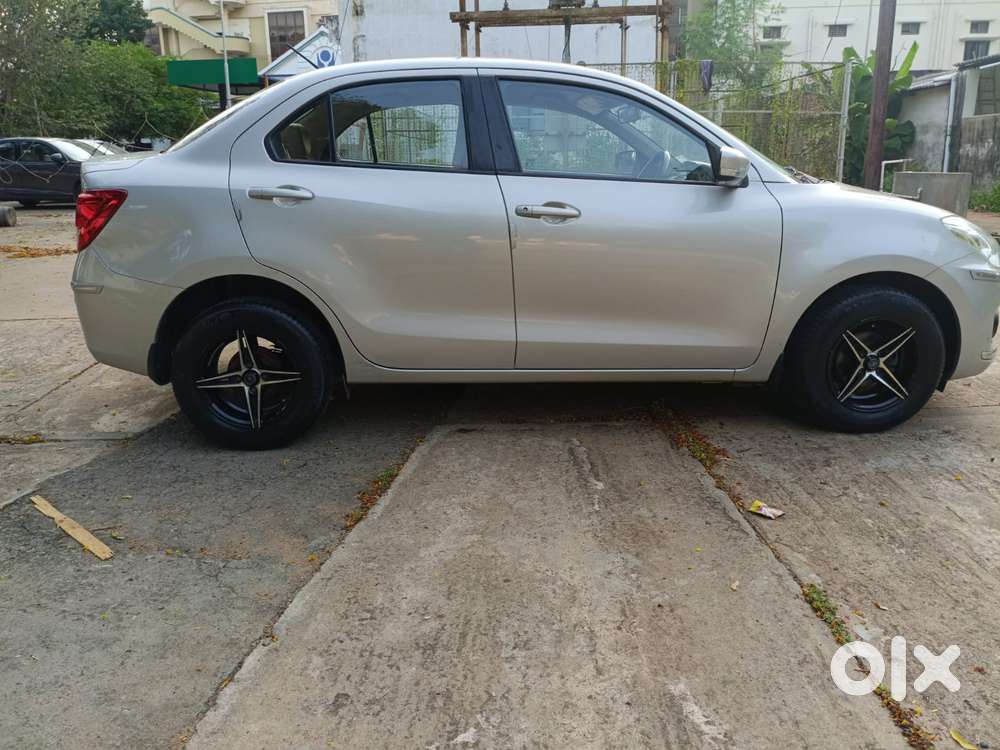 Maruti Suzuki Swift Dzire 1.2 Vxi Bsiv, 2020, Petrol