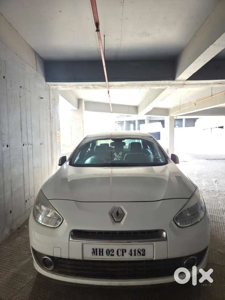Renault Fluence 2013 Petrol Well Maintained