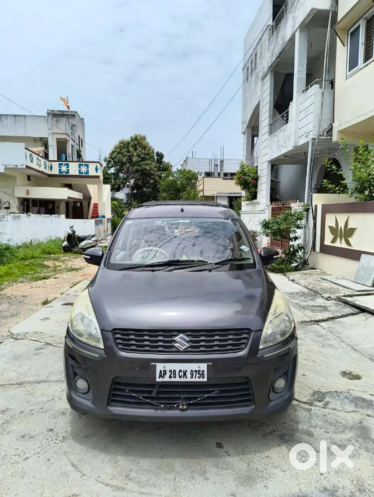 Maruti Suzuki Ertiga Vdi 2013