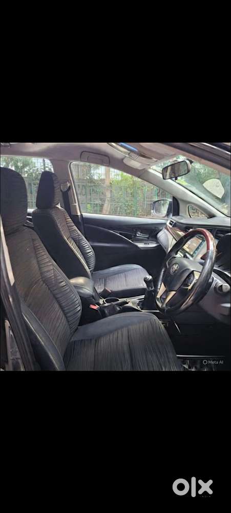 Toyota Innova Crysta 2.4 V 7 Str, 2016, Petrol
