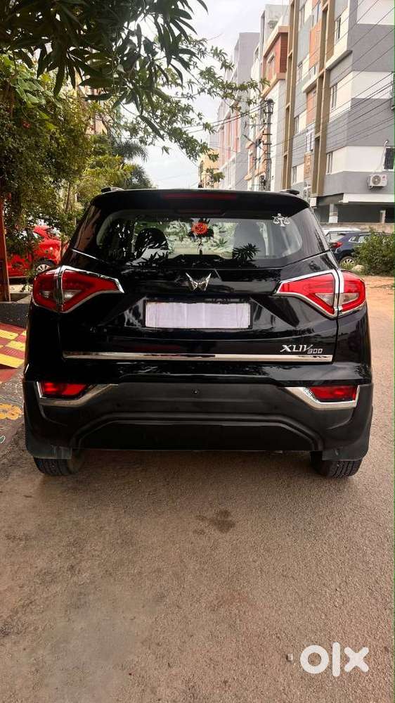 Mahindra Xuv300 W6 Diesel, 2023, Diesel