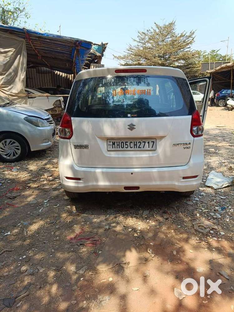 Maruti Suzuki Ertiga 2012-2015 Lxi Cng, 2014, Cng & Hybrids