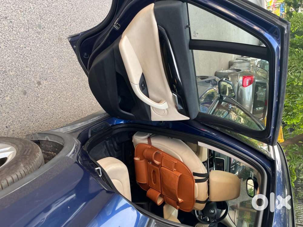 Bmw X1 Sdrive 20dexpedition 2016-2020 Facelift (good Condition)