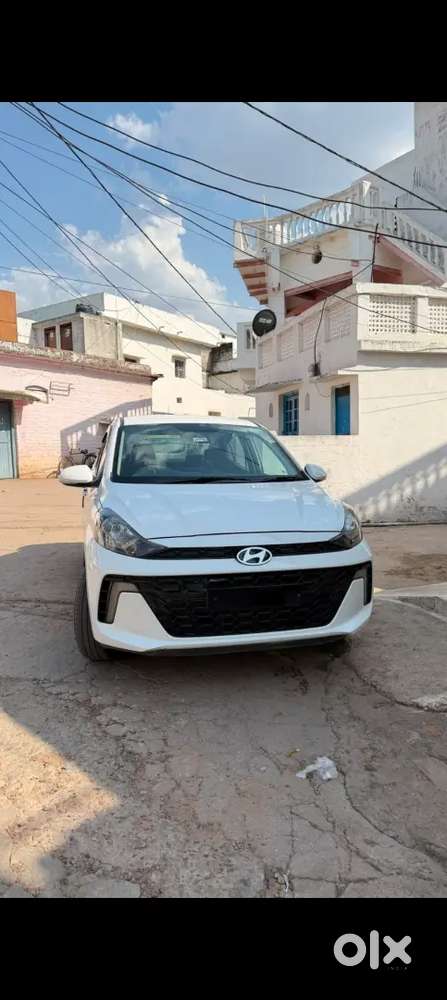 Hyundai Aura Sx 2024