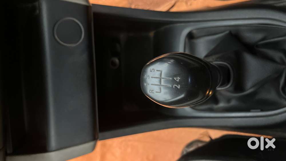 Renault Triber Rxl, 2021, Petrol