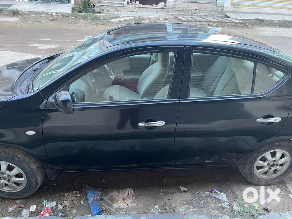 Nissan Sunny Petrol 2011