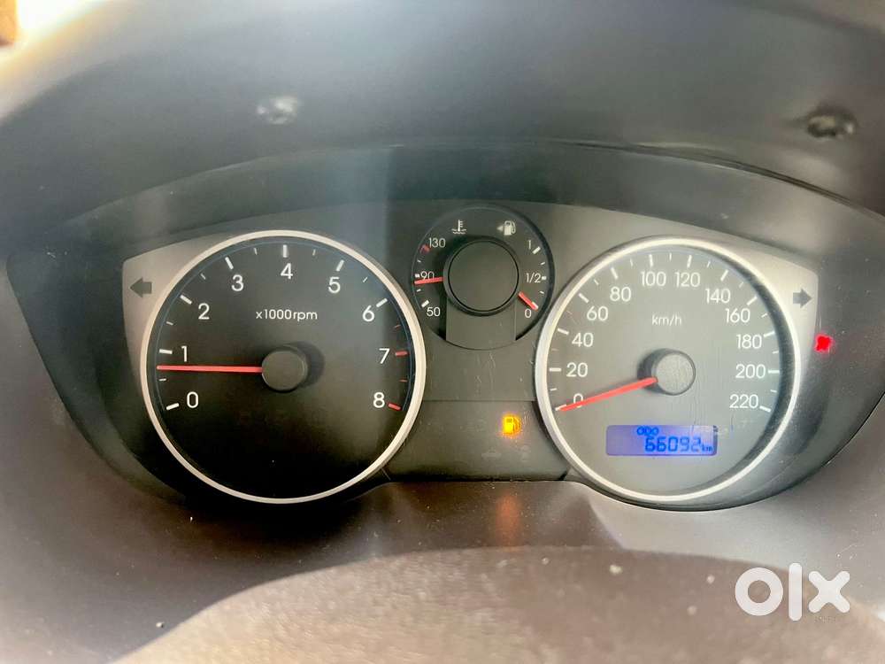 Hyundai I20 2010-2012 1.2 Sportz, 2011, Petrol