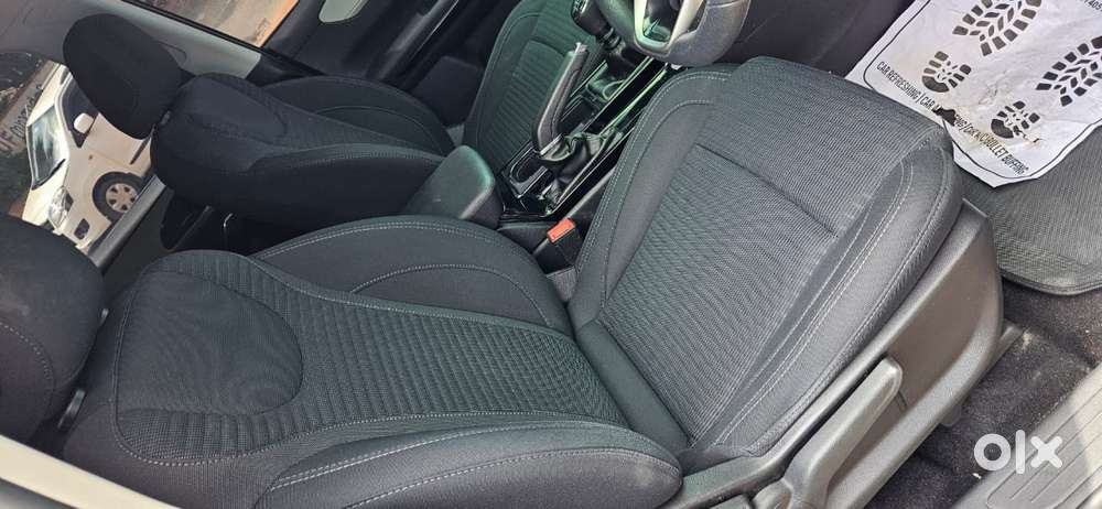 Mahindra Xuv700 2.2 Ax 7 Diesel Mt Str, 2024, Diesel