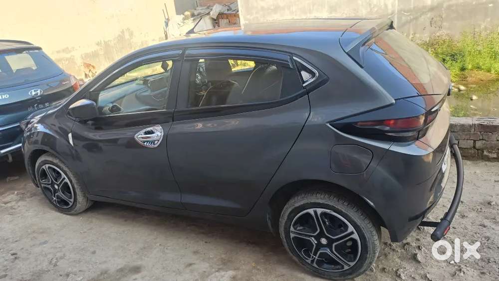 Car Good Condition Mein Hai