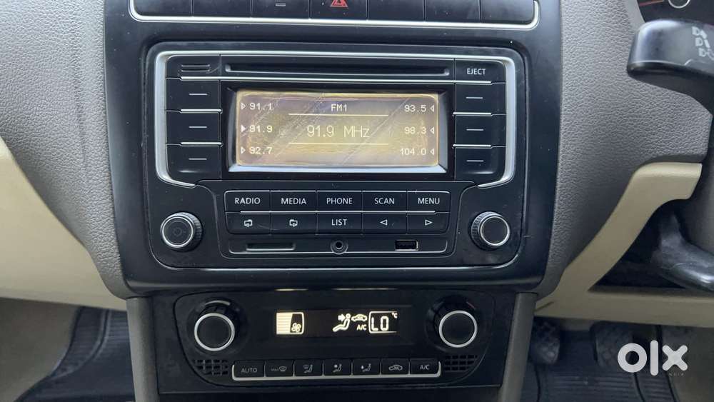 Volkswagen Vento 2010-2013 Petrol Highline, 2014, Petrol