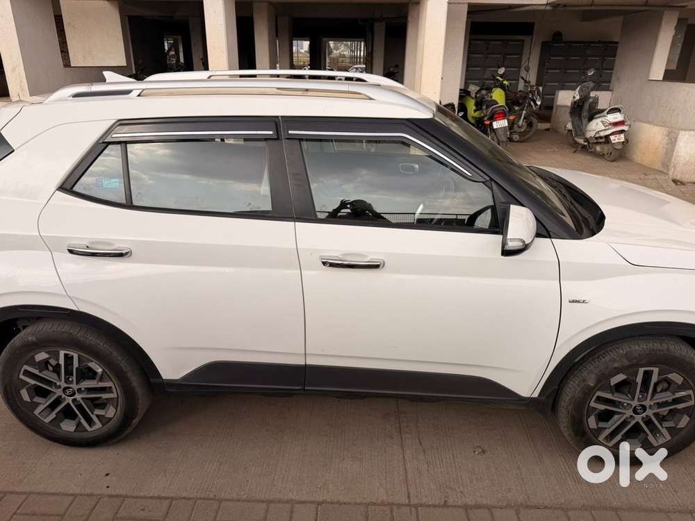 Hyundai Venue 2023 Petrol Good Condition