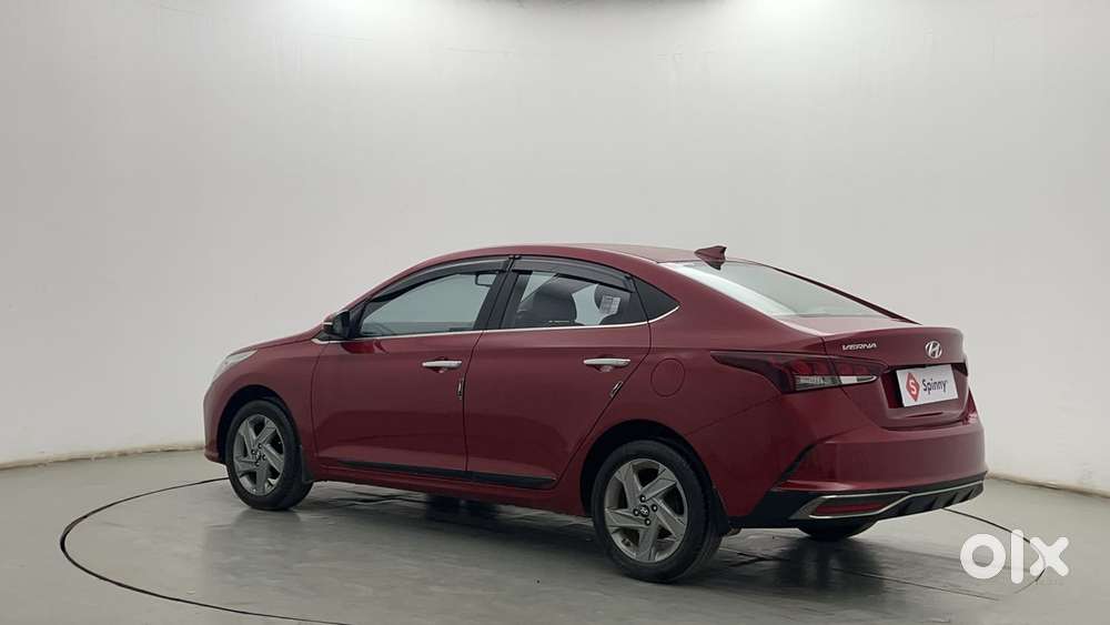 Hyundai Verna 1.5 Sx Ivt, 2022, Petrol
