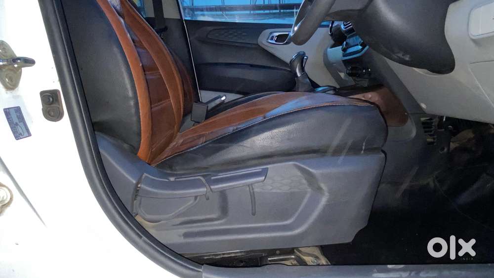 Hyundai Aura Sx Plus Automatic, 2021, Petrol