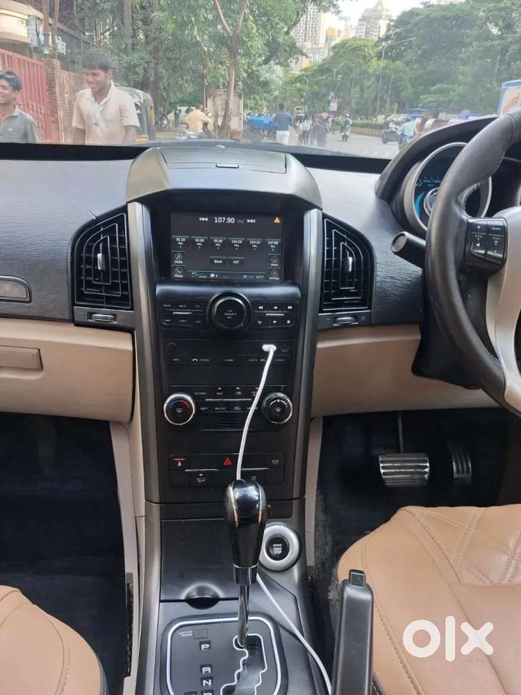 Mahindra Xuv500 At W10 Fwd, 2016, Diesel