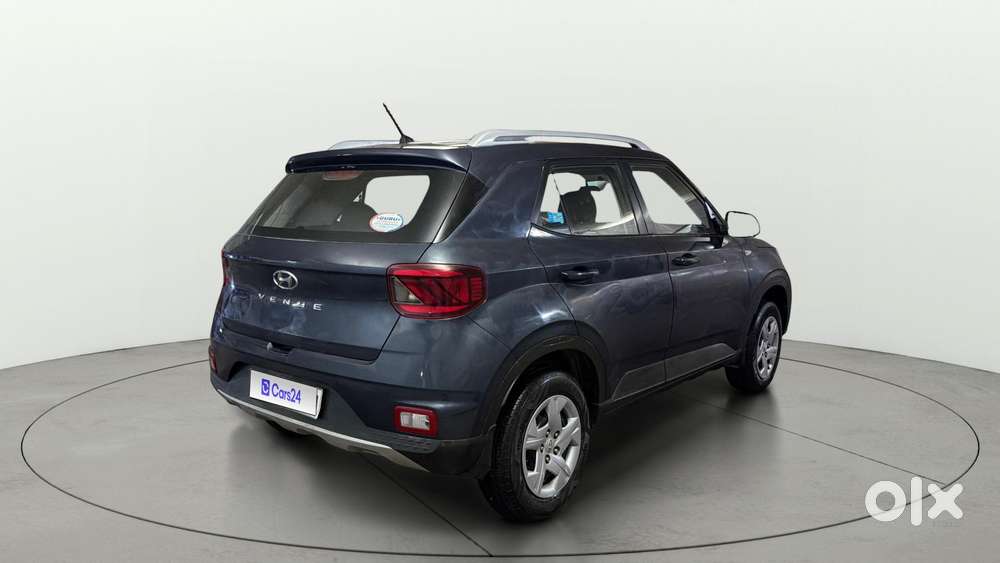 Hyundai Venue 1.2 S Plus, 2021, Petrol