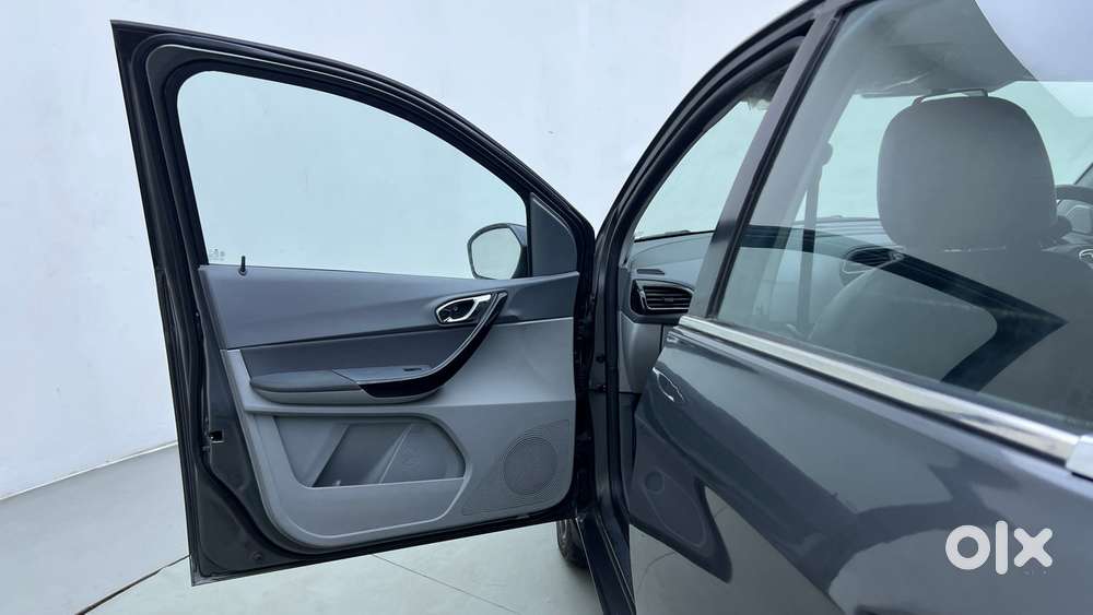Tata Tigor Xza Plus, 2021, Petrol