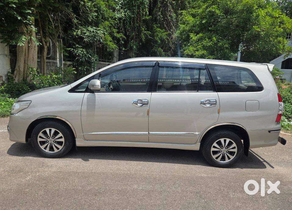 Toyota Innova 2.5 Vx 8 Str, 2016, Diesel