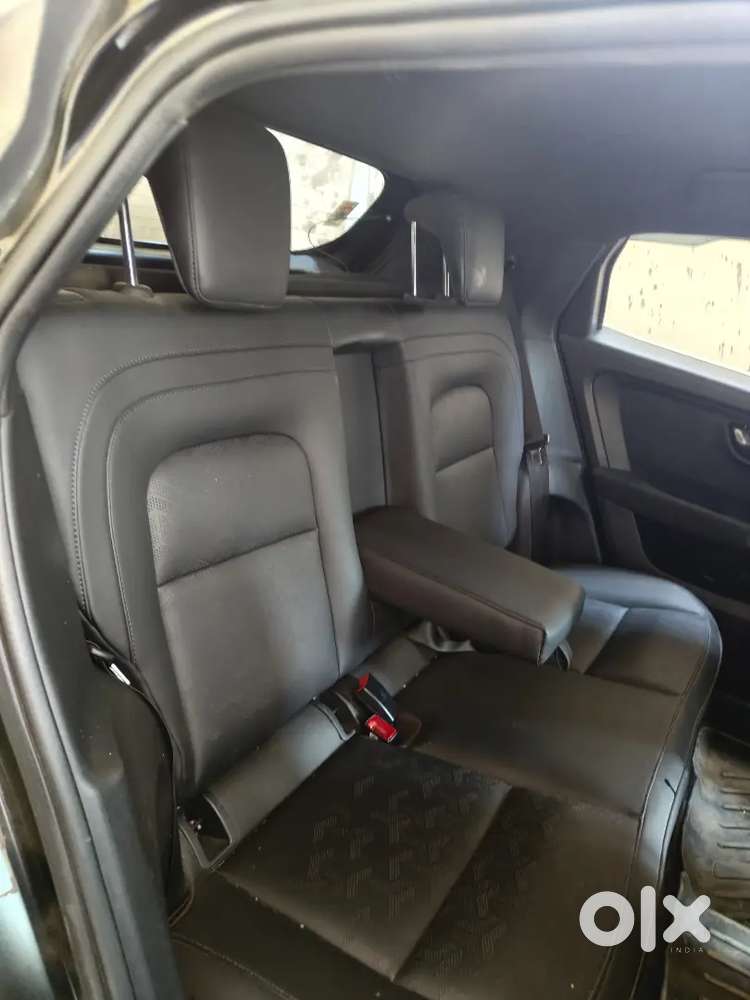 Tata Altroz Xz Plus Dark Edition 19000km Driven