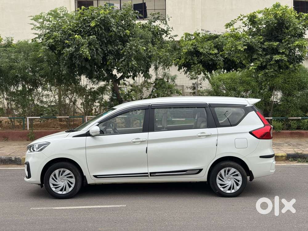 Maruti Suzuki Ertiga Vxi (o) Cng, 2024, Petrol