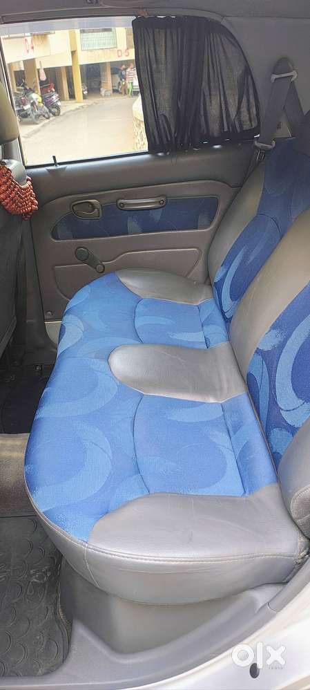 Santro Xing Family Car