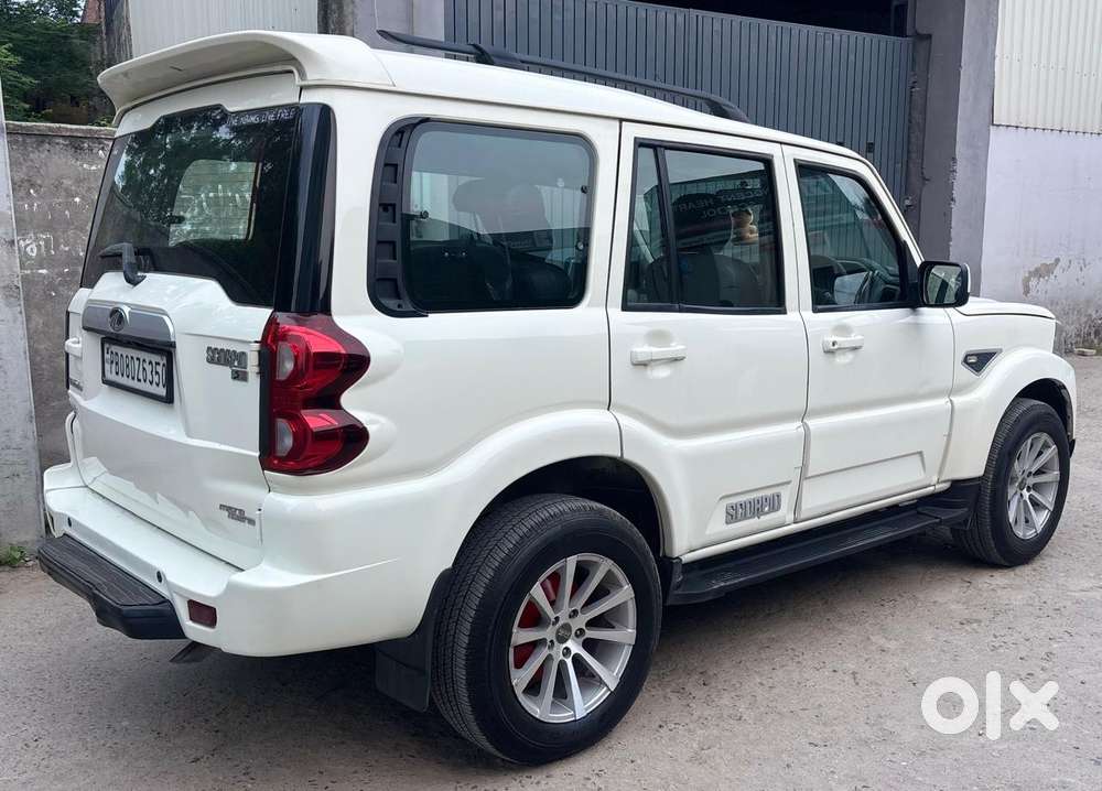 Mahindra Scorpio Classic, 2018, Diesel