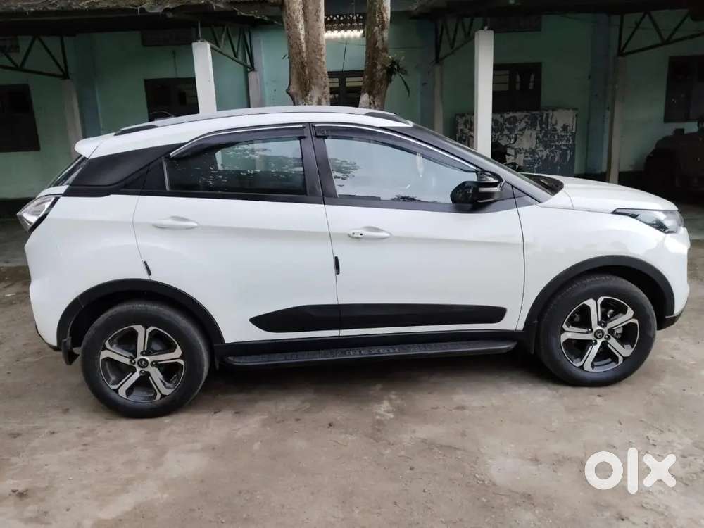 Tata Nexon Petrol Manual 2022 Variant Revotron