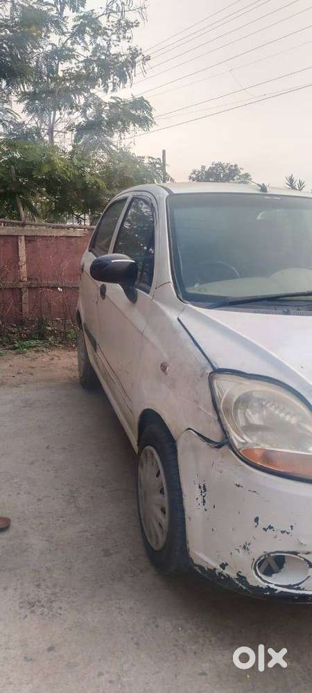 Chevrolet Spark 2011 Petrol Well Maintained