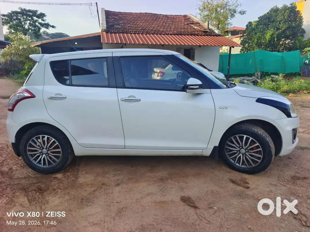 Maruti Suzuki Swift 2015 Petrol 37560 Km Driven With Service History