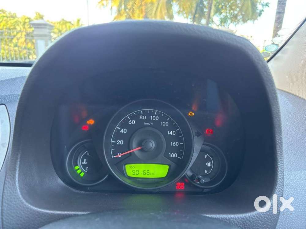 Hyundai Eon Era +, 2015, Petrol