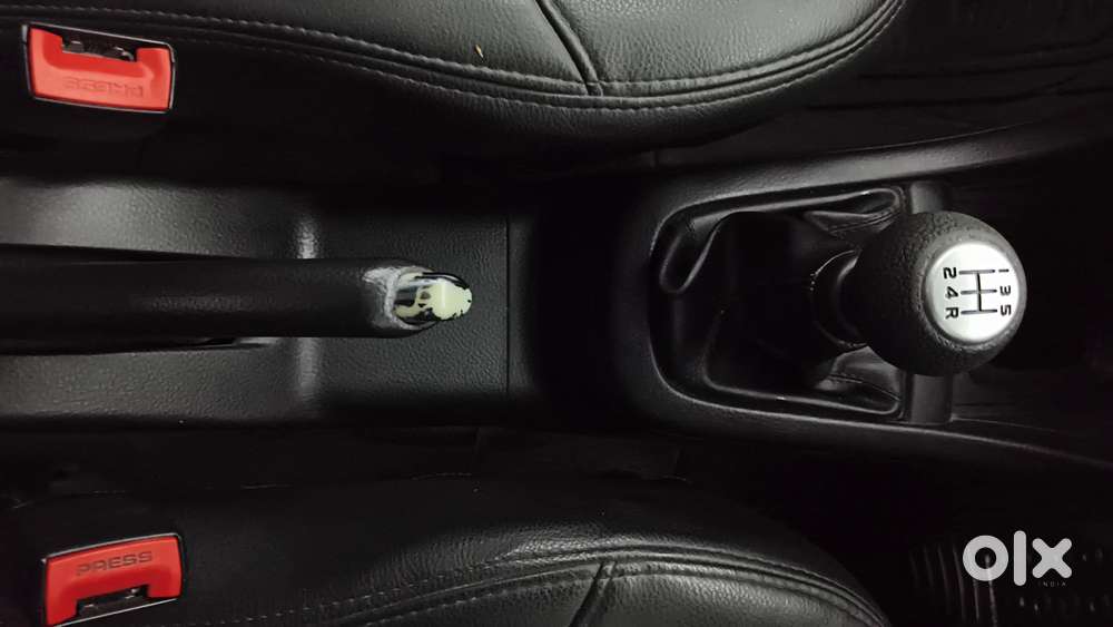 Maruti Suzuki Swift 2011-2014 Vxi, 2013, Petrol