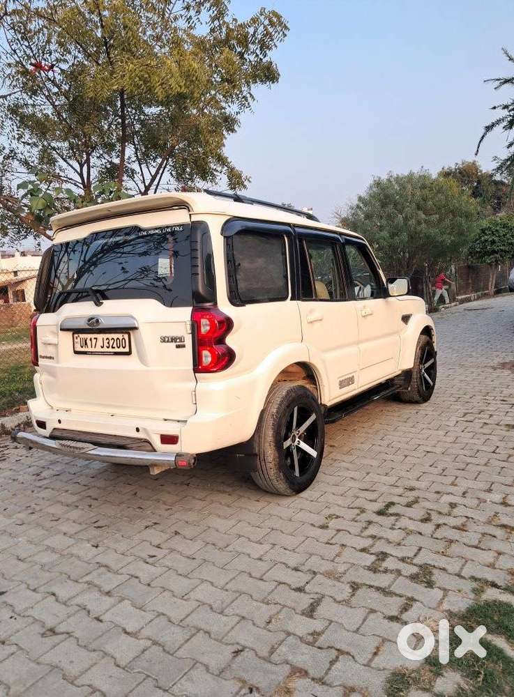 Mahindra Scorpio