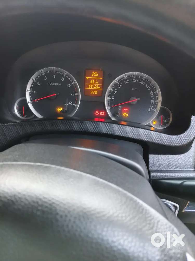 Maruti Suzuki Swift 2012 Petrol 69109 Km Driven