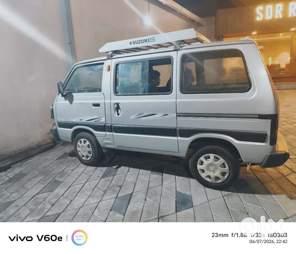 Omni 8 Seater