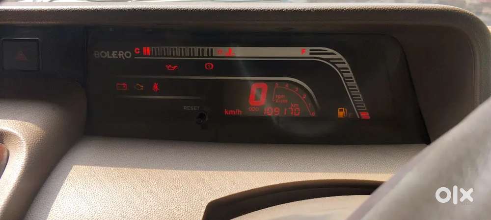 Mahindra Bolero 2015 Diesel Best Condition New Screen