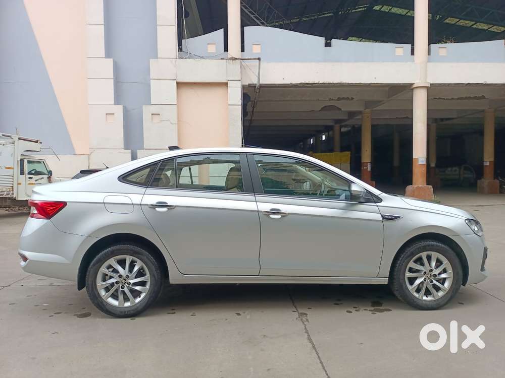 Skoda Slavia 1.0 Ambition Tsi, 2023, Petrol