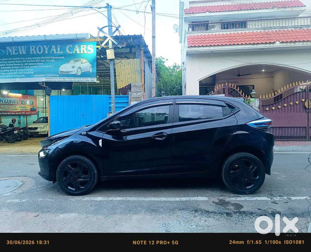 Tata Altroz 1.2 Xt Dark Edition Petrol, 2023, Petrol