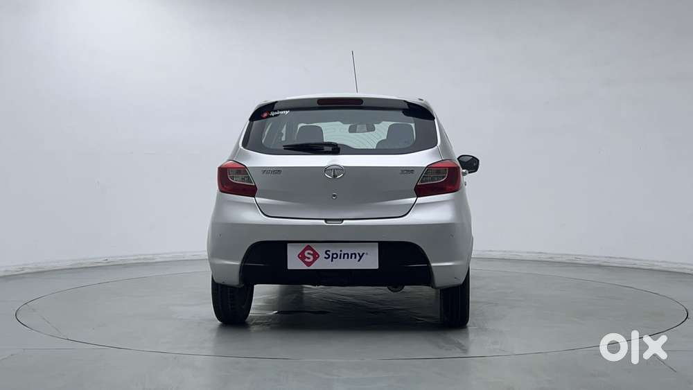 Tata Tiago Xza, 2017, Petrol