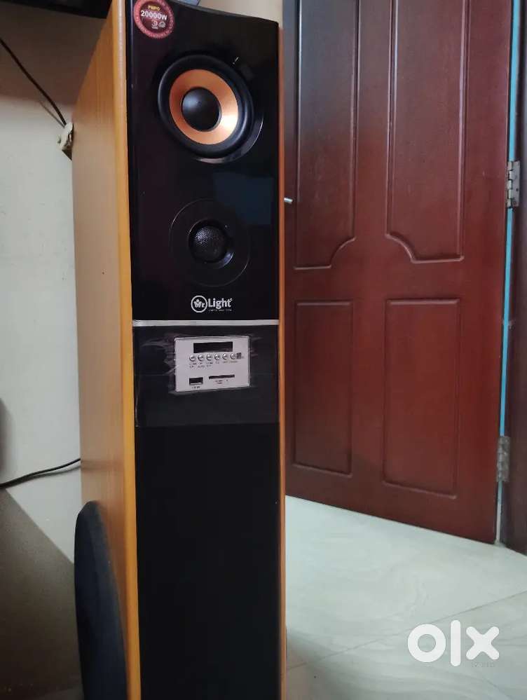 Speaker for sale. Good condition and working properly. Interested buye