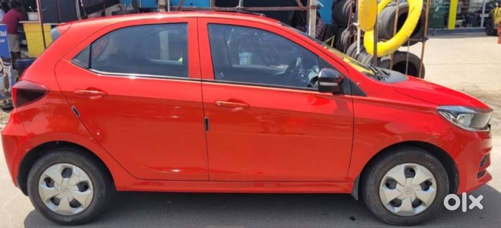 Well-maintained Tata Tiago Xt(o)  Extended Tata Warranty Included