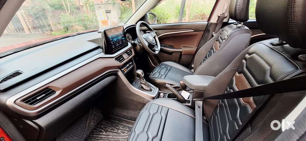 Maruti Suzuki Brezza 1.5 Zxi At Smart Hybrid, 2024, Petrol