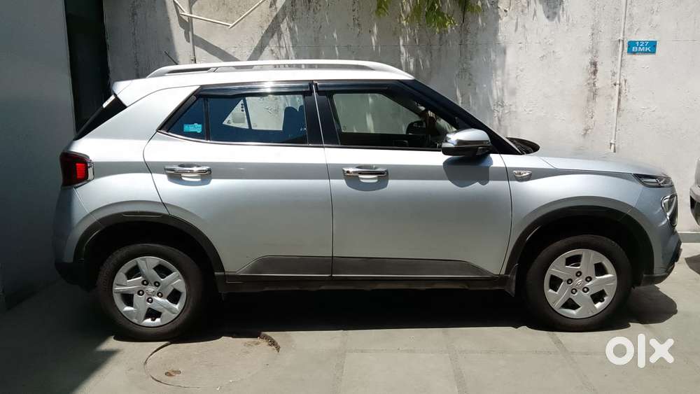 Hyundai Venue S, 2022, Petrol