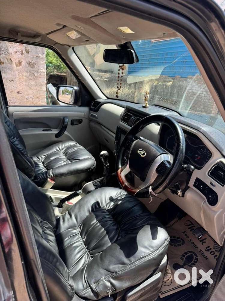 Mahindra Scorpio 2018 Diesel Well Maintained
