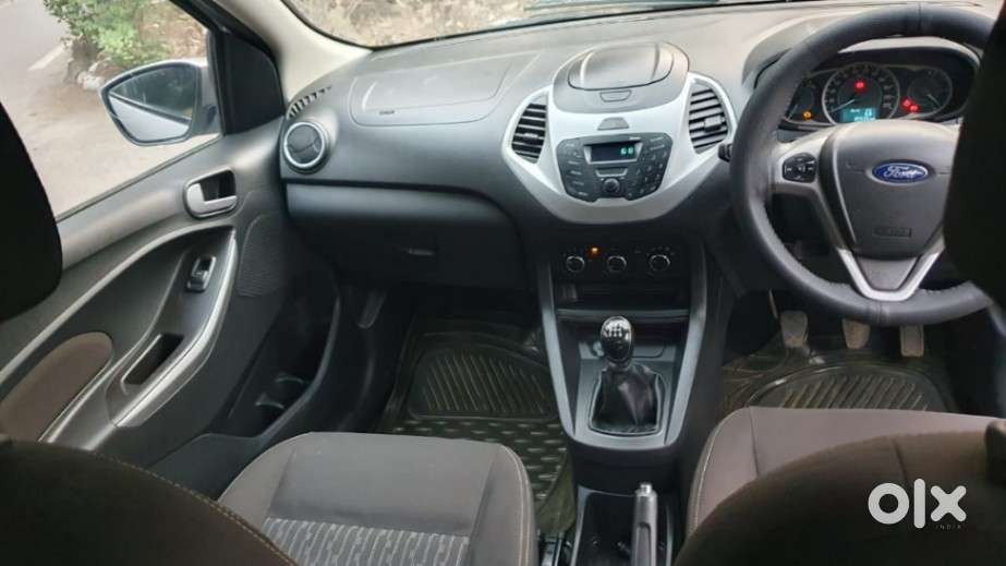 Ford Figo 2012-2015 Petrol Titanium, 2016, Petrol