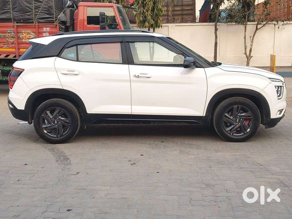 Hyundai Creta Sx (o) 1.5 Petrol Cvt Knight, 2023, Petrol