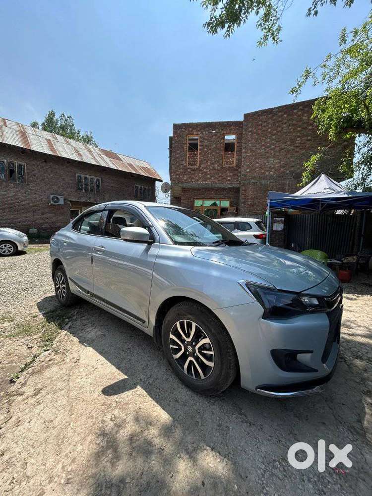 Maruti Suzuki Dzire 1.2 Vxi, 2025, Petrol