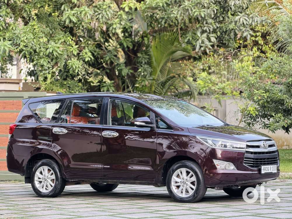 Toyota Innova Crysta 2.4 Vx Mt, 2017, Diesel