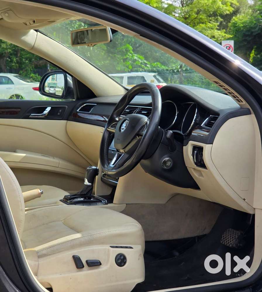 Skoda Superb 2013-2015 Elegance 1.8 Tsi At, 2014, Petrol