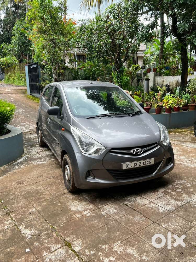 Hyundai Eon Petrol 2012 Km Driven