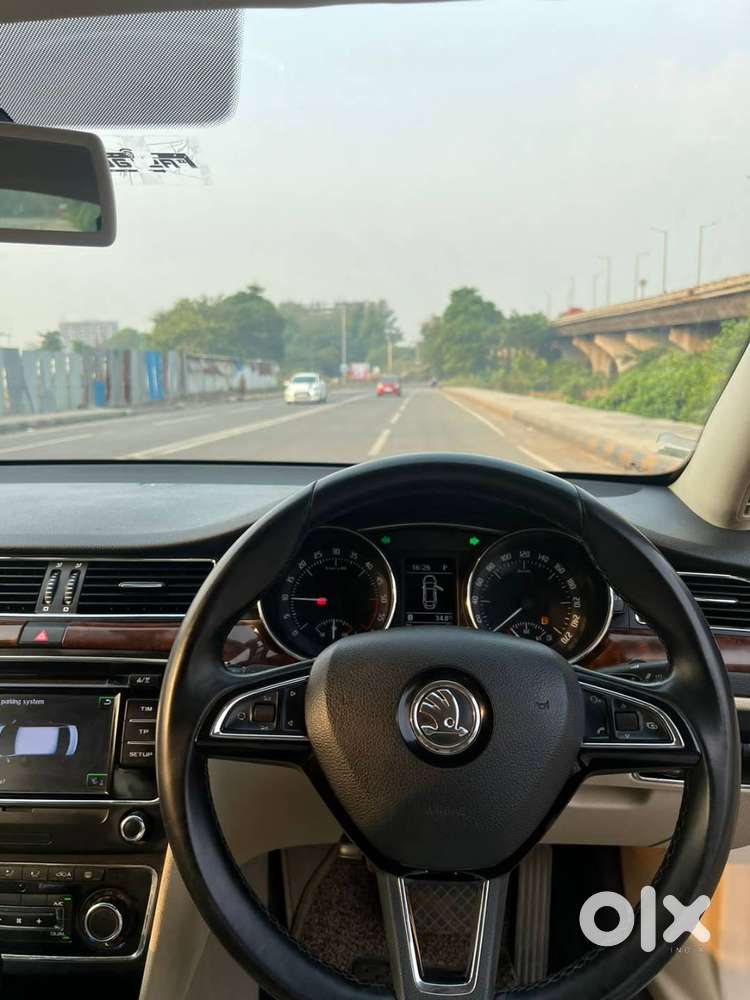 Skoda Superb 2.0 Tdi Elegance 2015